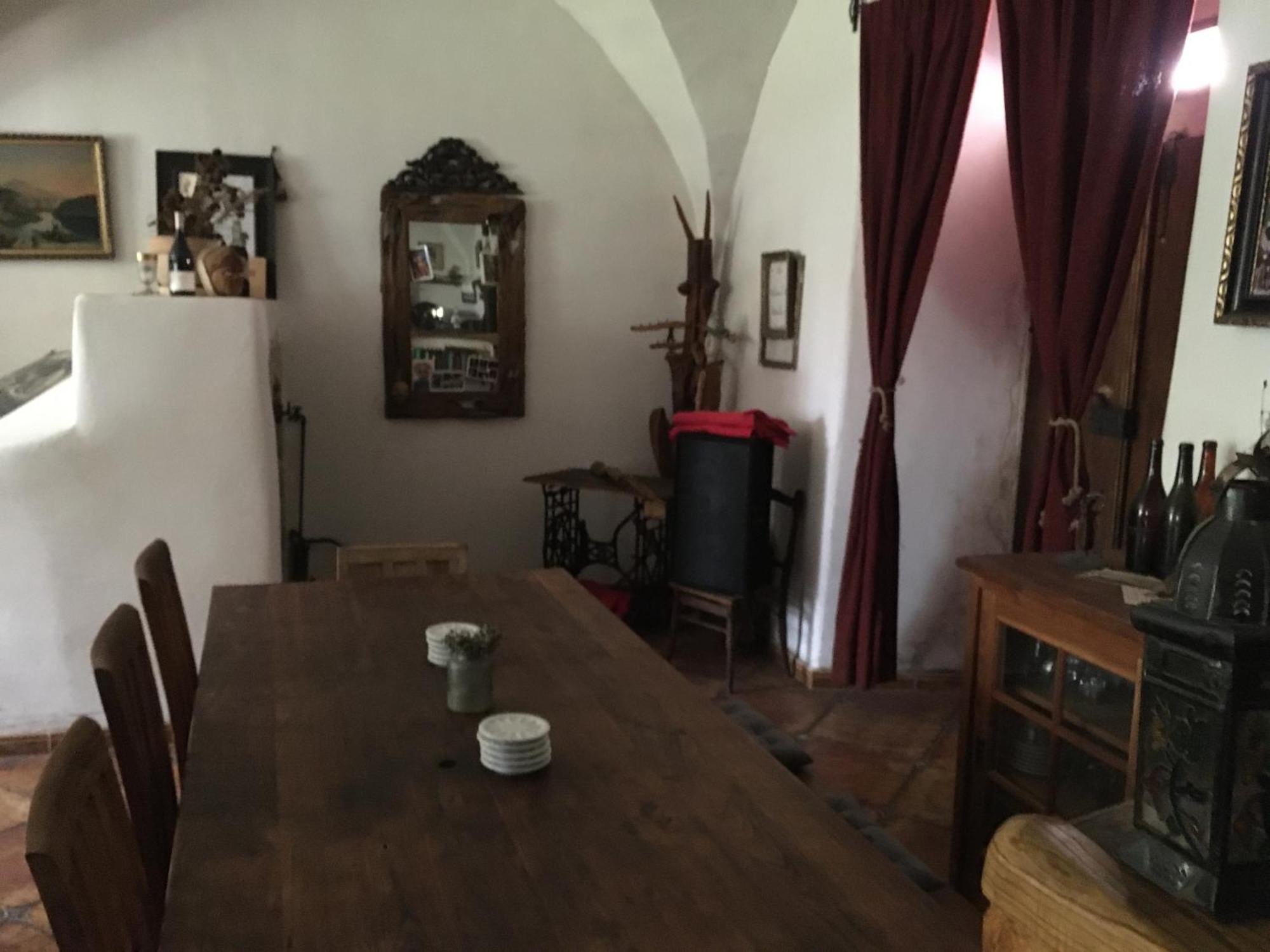 Holubnik Statecnych Zen Kralovych Luže